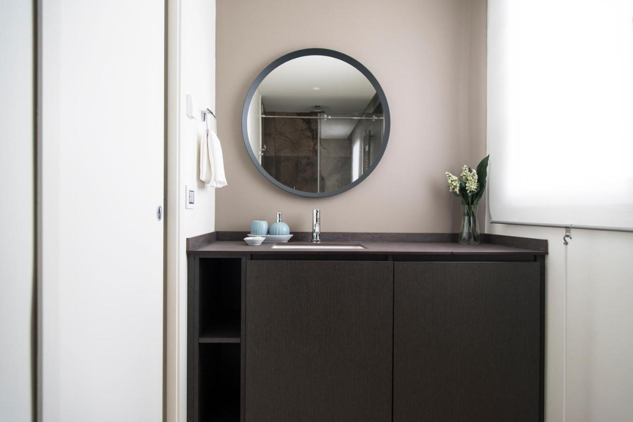 St.Ambrogio 2Bd New Apartment ミラノ エクステリア 写真